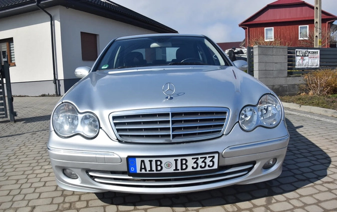 Mercedes-Benz Klasa C cena 15900 przebieg: 266930, rok produkcji 2005 z Dobczyce małe 497